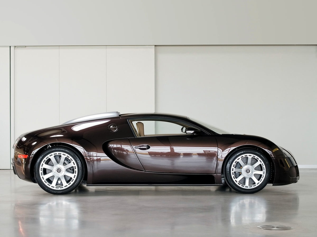 Bugatti parkeerde op parkeerplaats