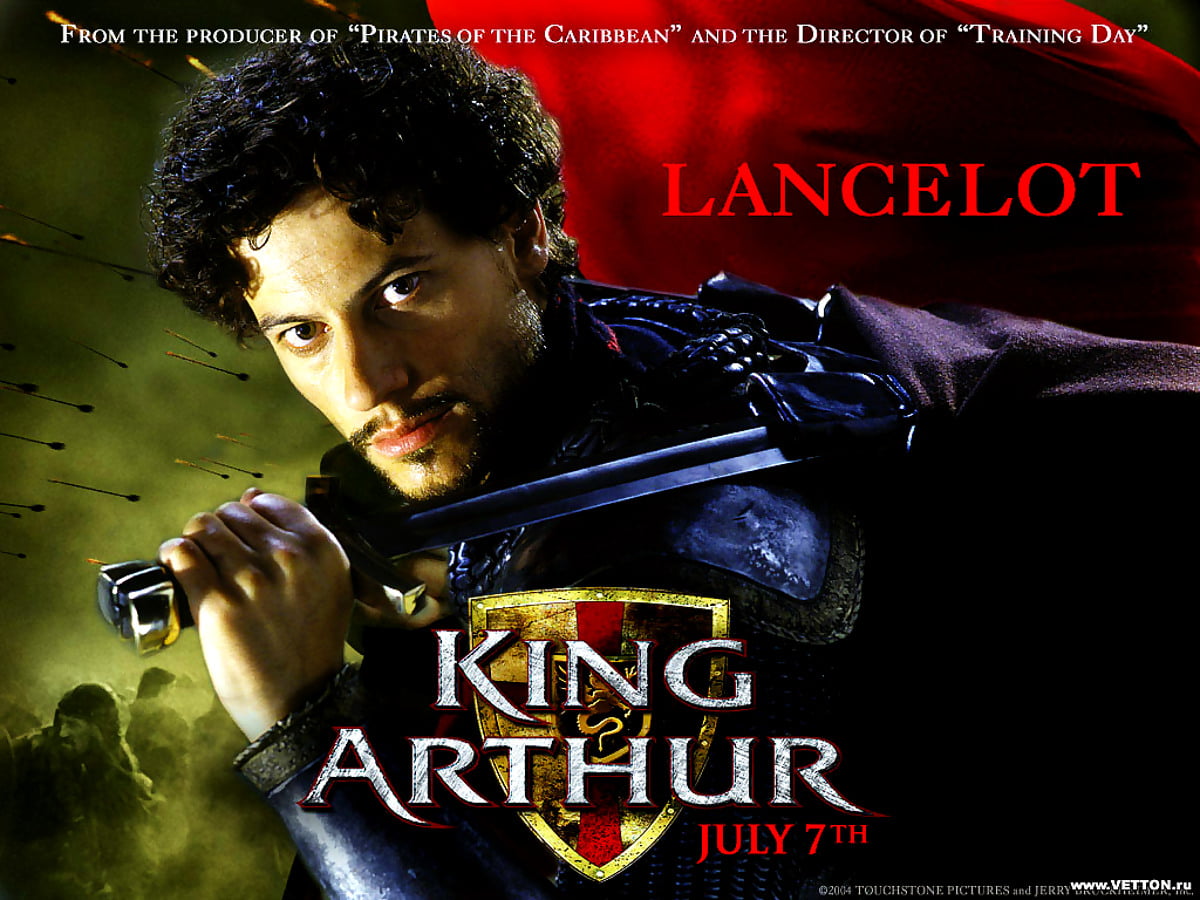 Gratis afbeelding voor achtergrond HD — Guido Caprino met bordje (scène uit film "King Arthur")